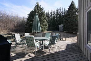 Back Deck - Country homes for sale and luxury real estate including horse farms and property in the Caledon and King City areas near Toronto